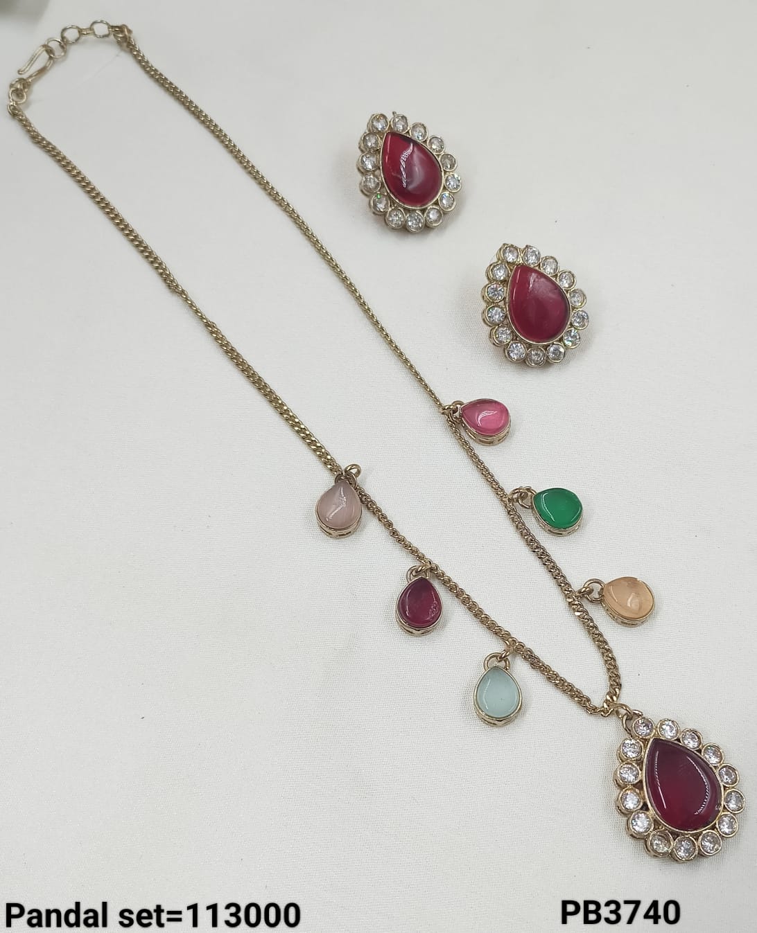 Antique Gold Plated Crystal Pendant Set